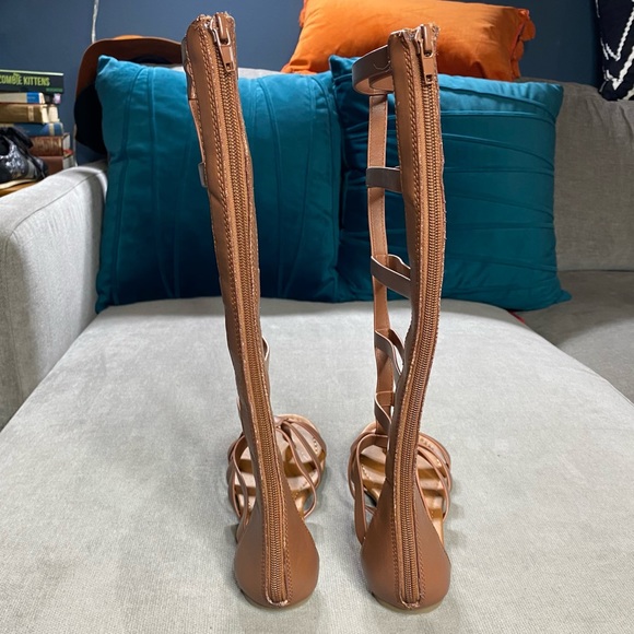 Soda Bappy Gladiator Zip Up Sandals - Picture 3 of 6